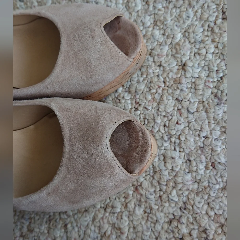 Stuart Weitzman Anna peep-toe wedge Wedge Platform Sandals in taupe 8.5 M - Picture 8 of 15